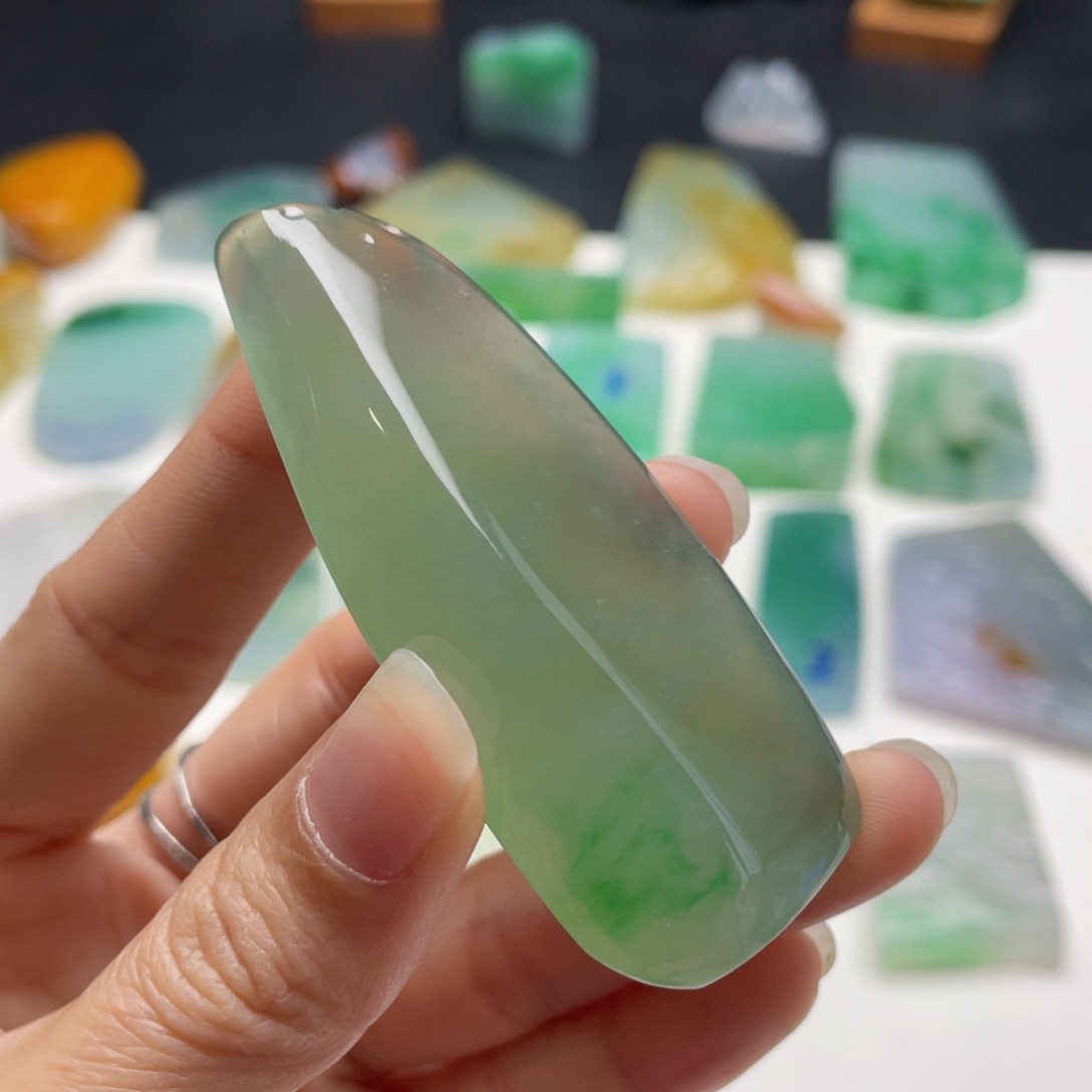 定制翡翠未镶嵌包工包料