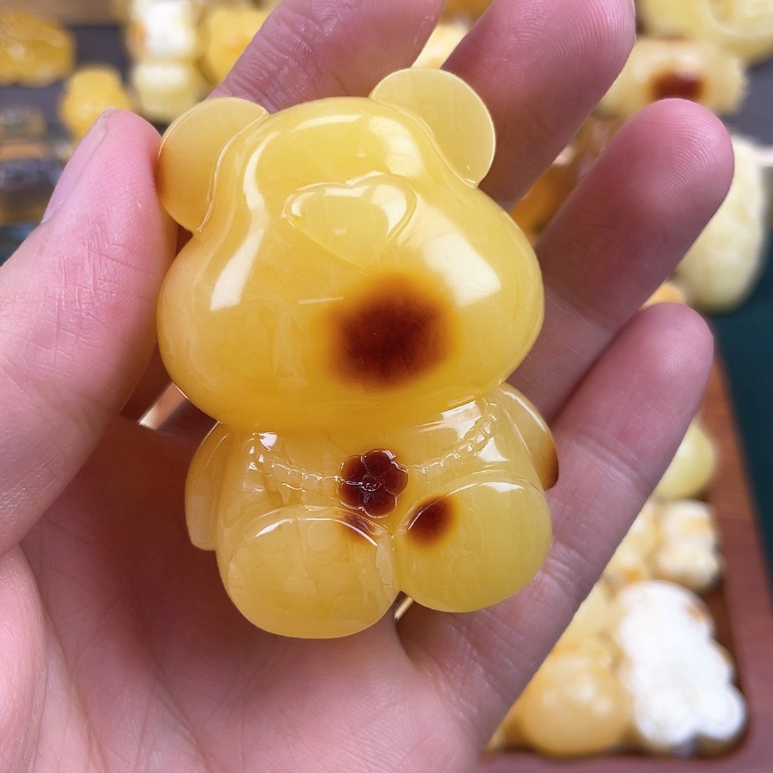 琥珀裸石未镶嵌蜜蜡