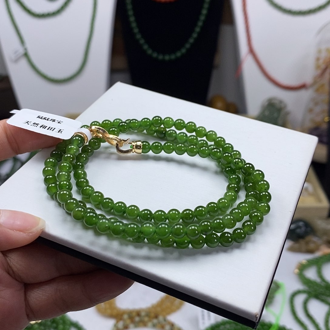 和田玉（碧玉）颈饰未镶嵌5mm辣绿
