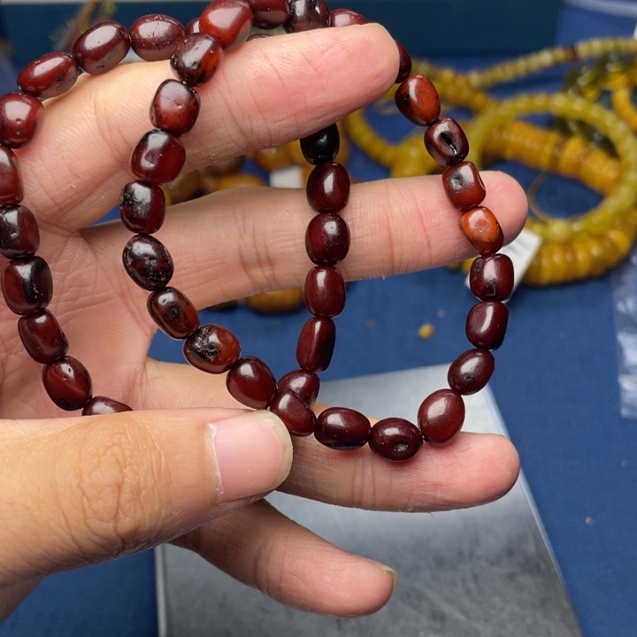 未镶嵌琥珀珠宝奇石