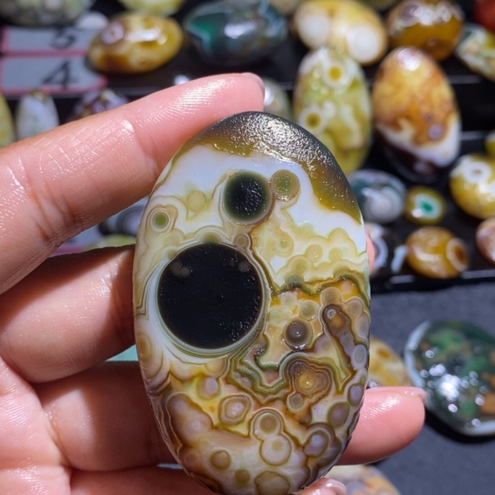 玛瑙/玉髓未镶嵌吊坠(不含链)177