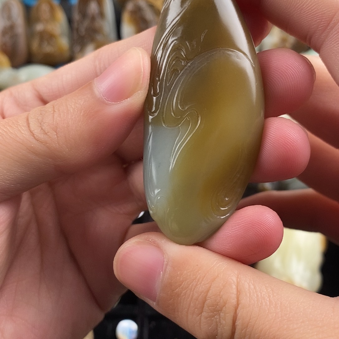 和田玉挂件未镶嵌