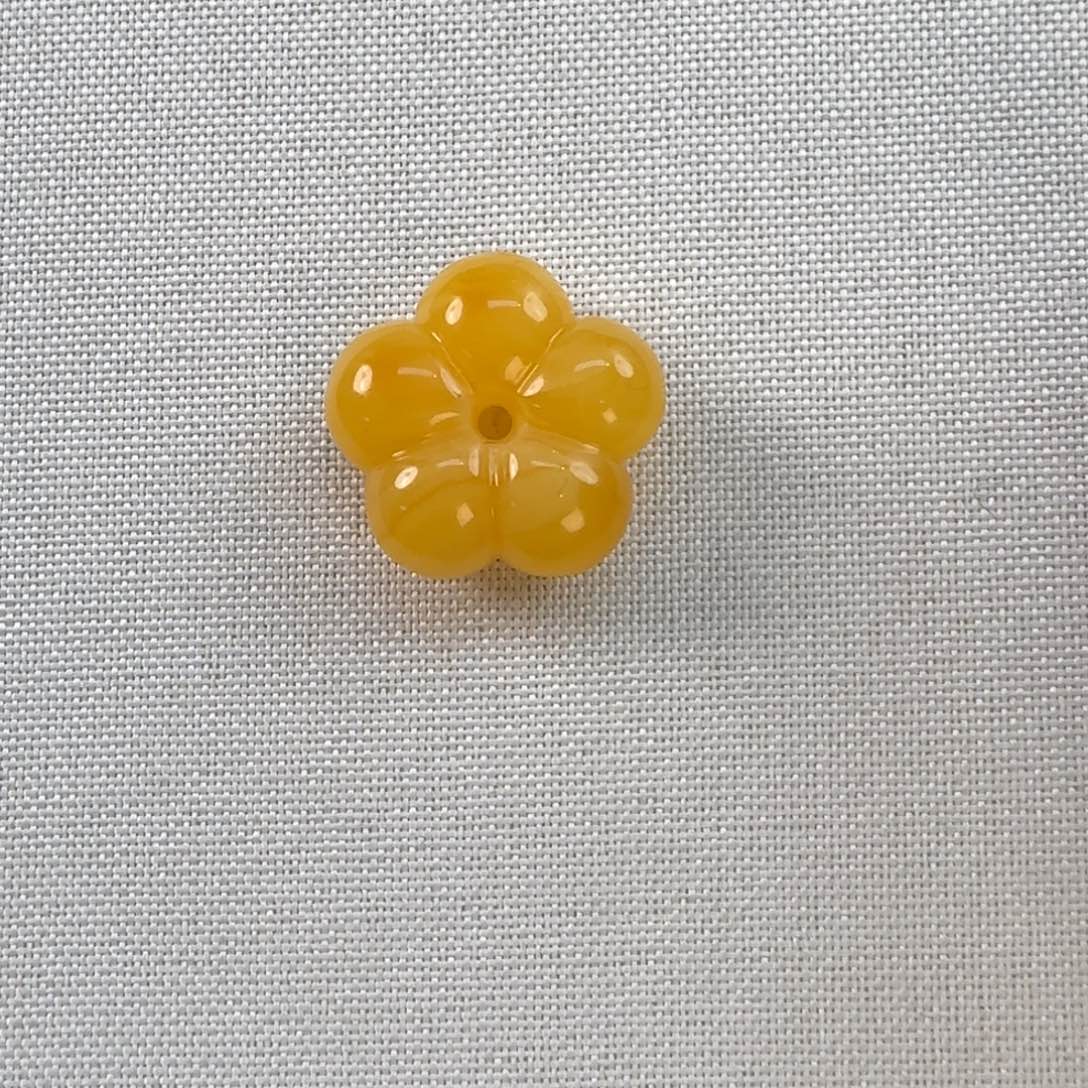 琥珀未镶嵌颈饰琥珀