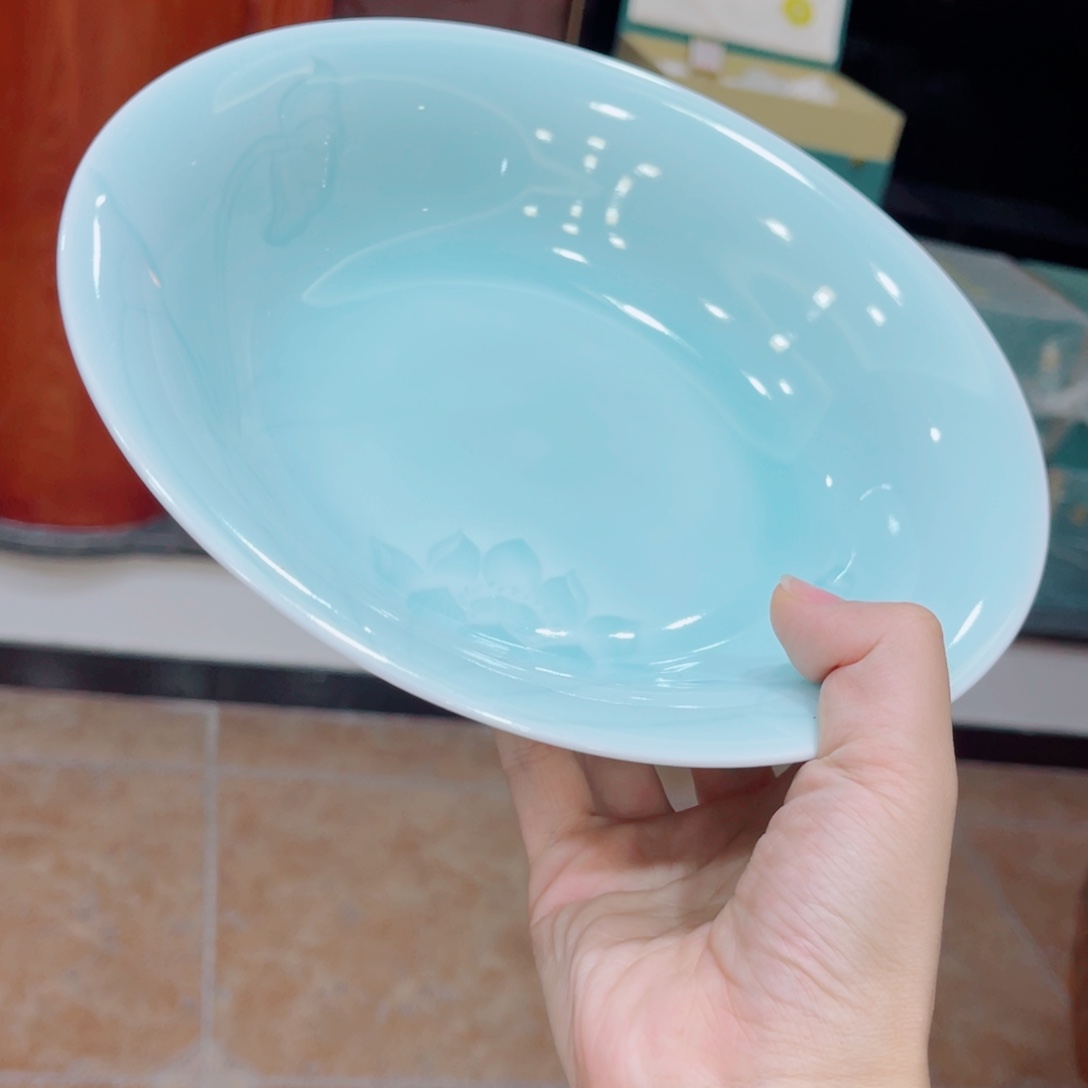 青瓷哈哈哈哈哈哈哈