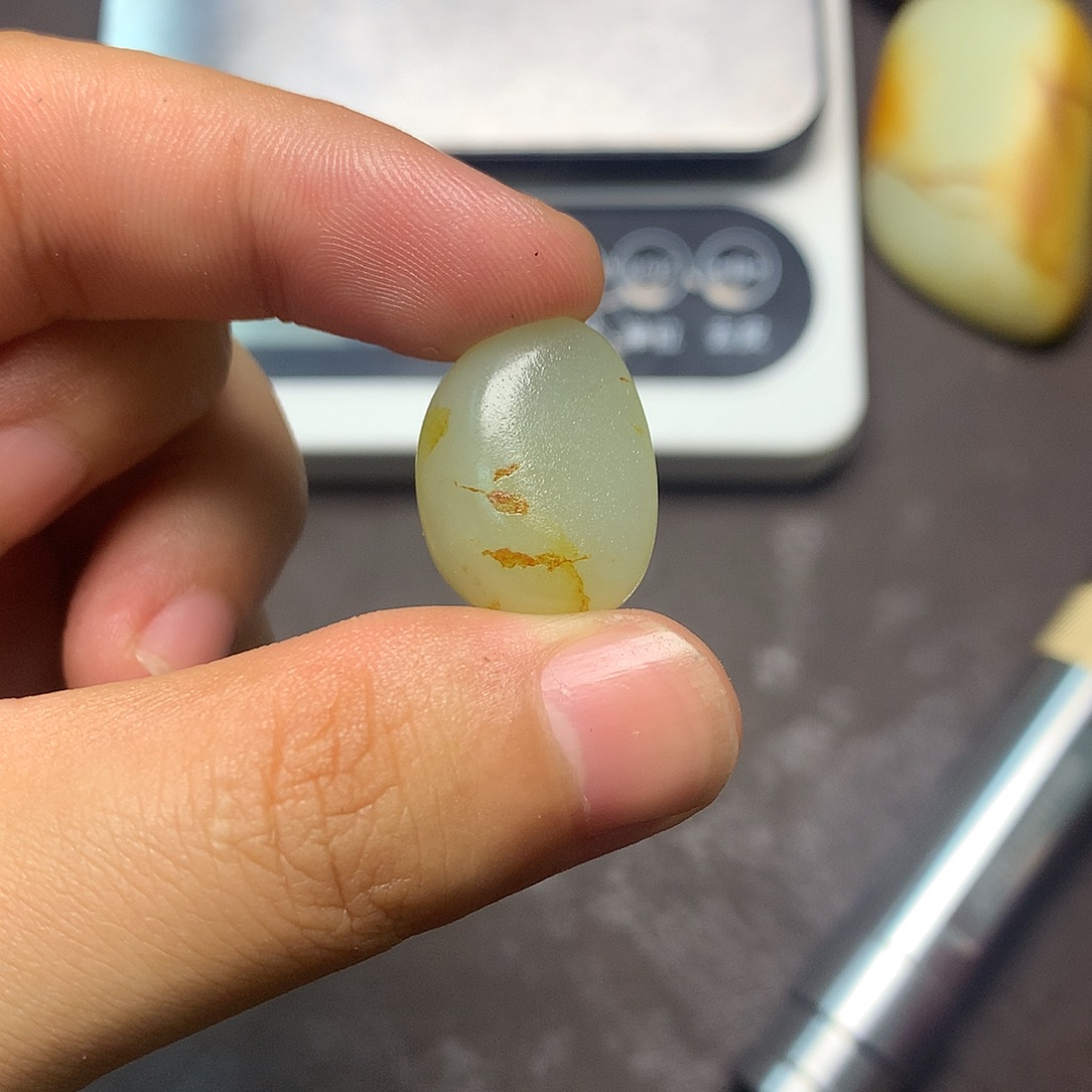 和田玉（糖玉）未镶嵌挂件