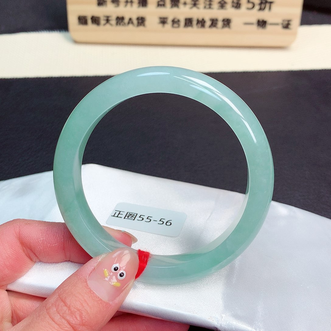 翡翠手镯未镶嵌311号