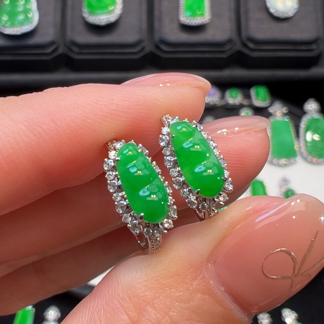 翡翠耳饰18K金镶嵌Y**h收到货48小时鉴赏期