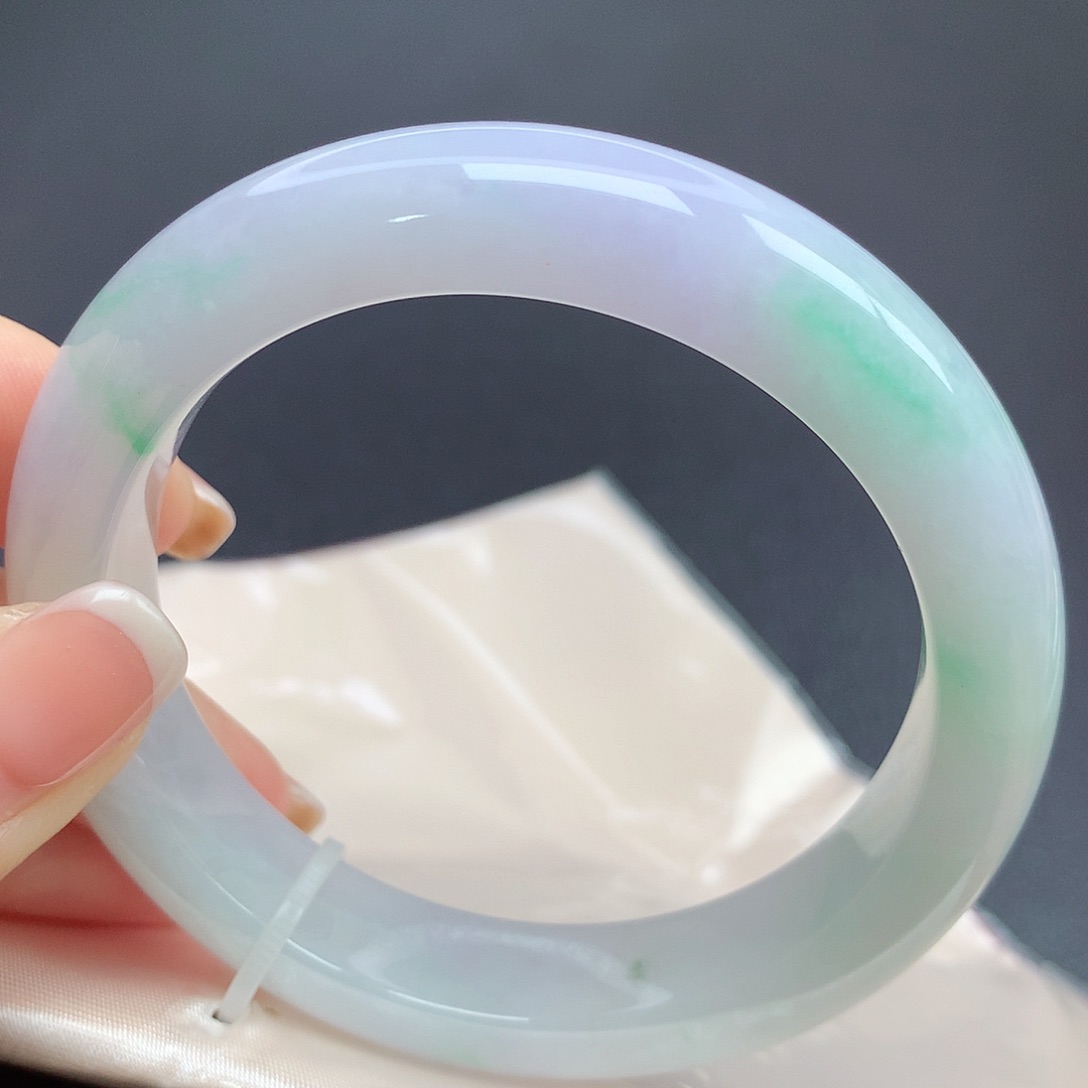 翡翠手镯未镶嵌04n n n n n n n n