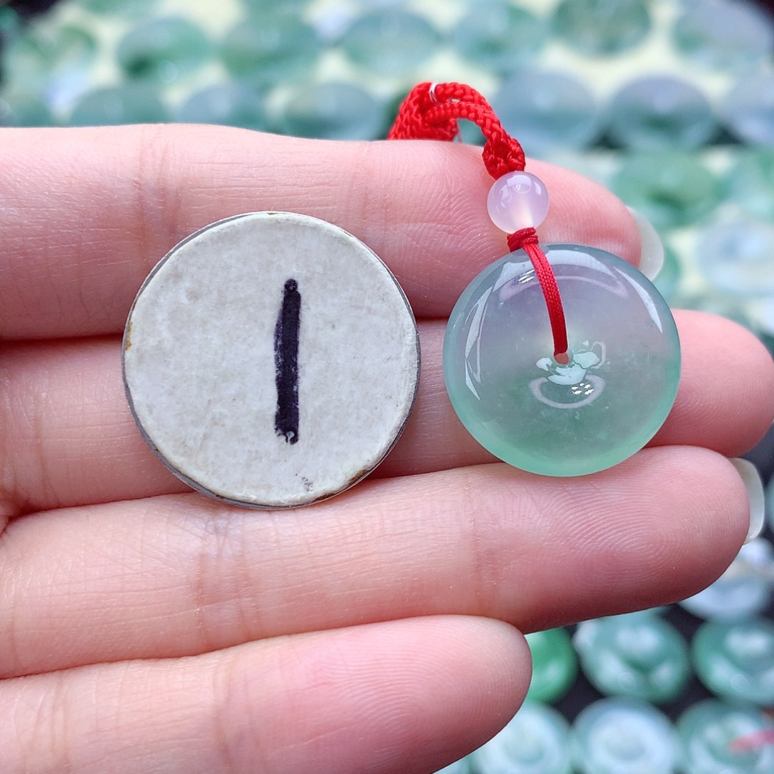 翡翠颈饰未镶嵌96尺寸19.7-5.8