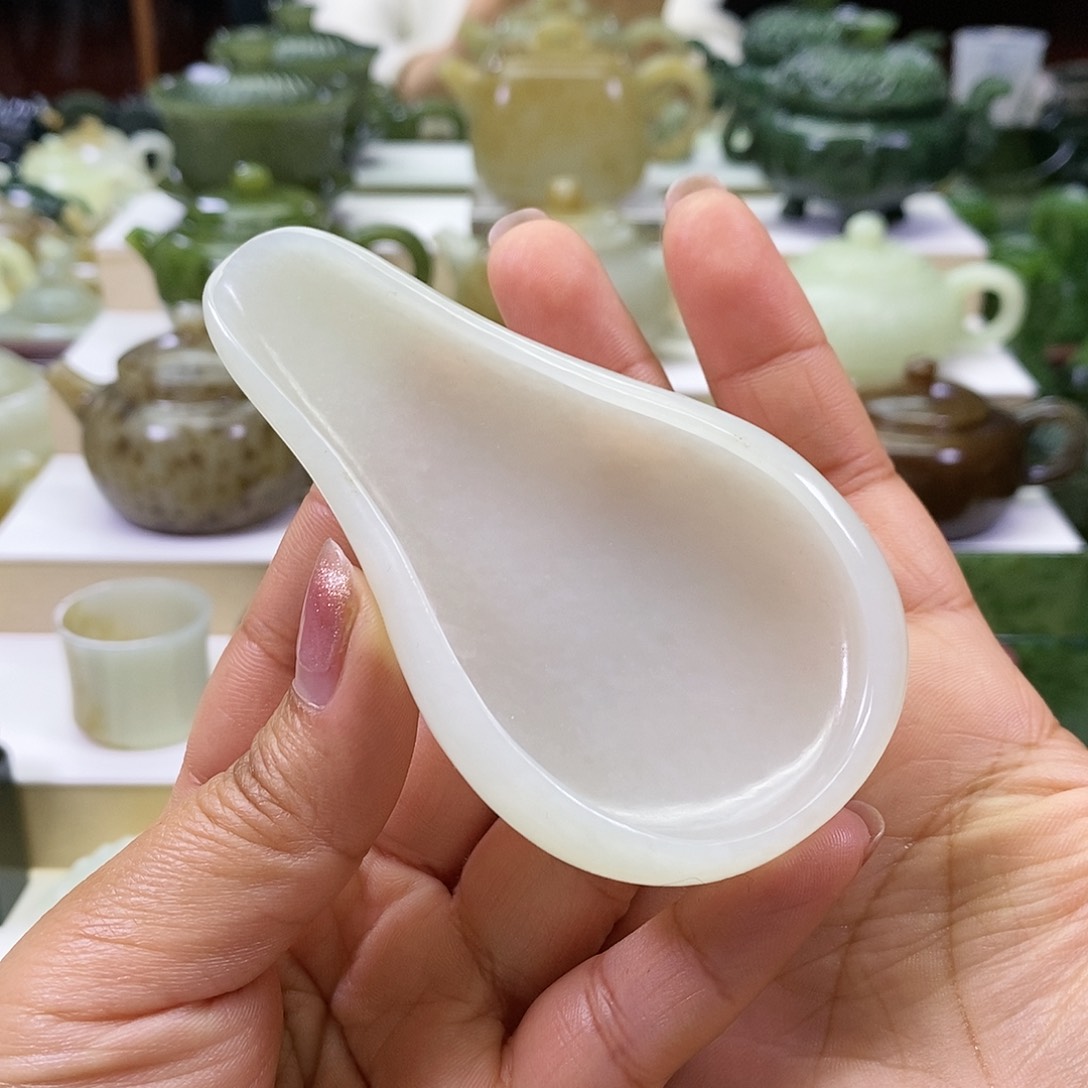 和田玉茶则未镶嵌