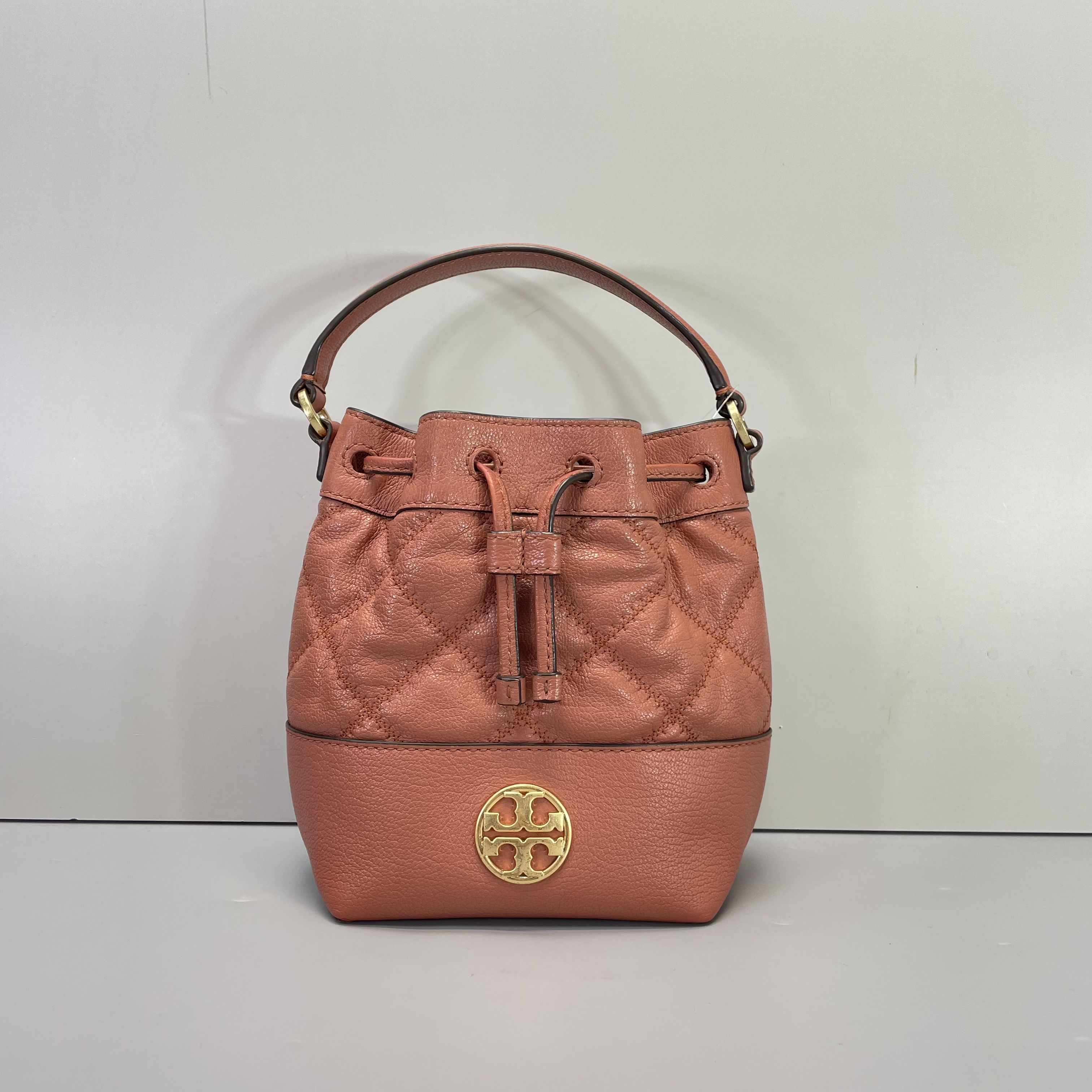 90新 TORY BURCH/汤丽柏琦  小林肉桂粉小水桶包16*18*9cmB030908
