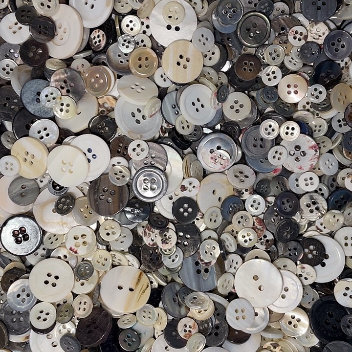   杂款贝壳扣、发半斤、随机、022