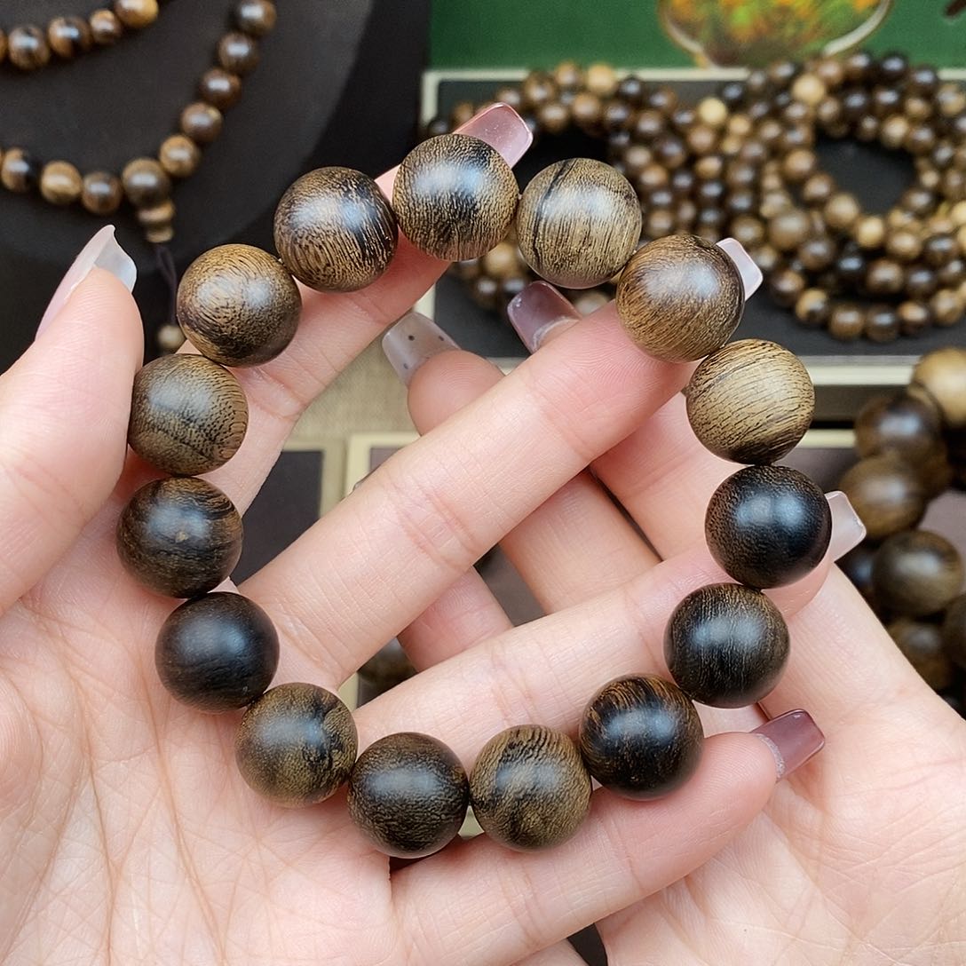 沉香手串阵**饰越南芽庄白奇楠虎皮缨子瘤疤沉水1.4