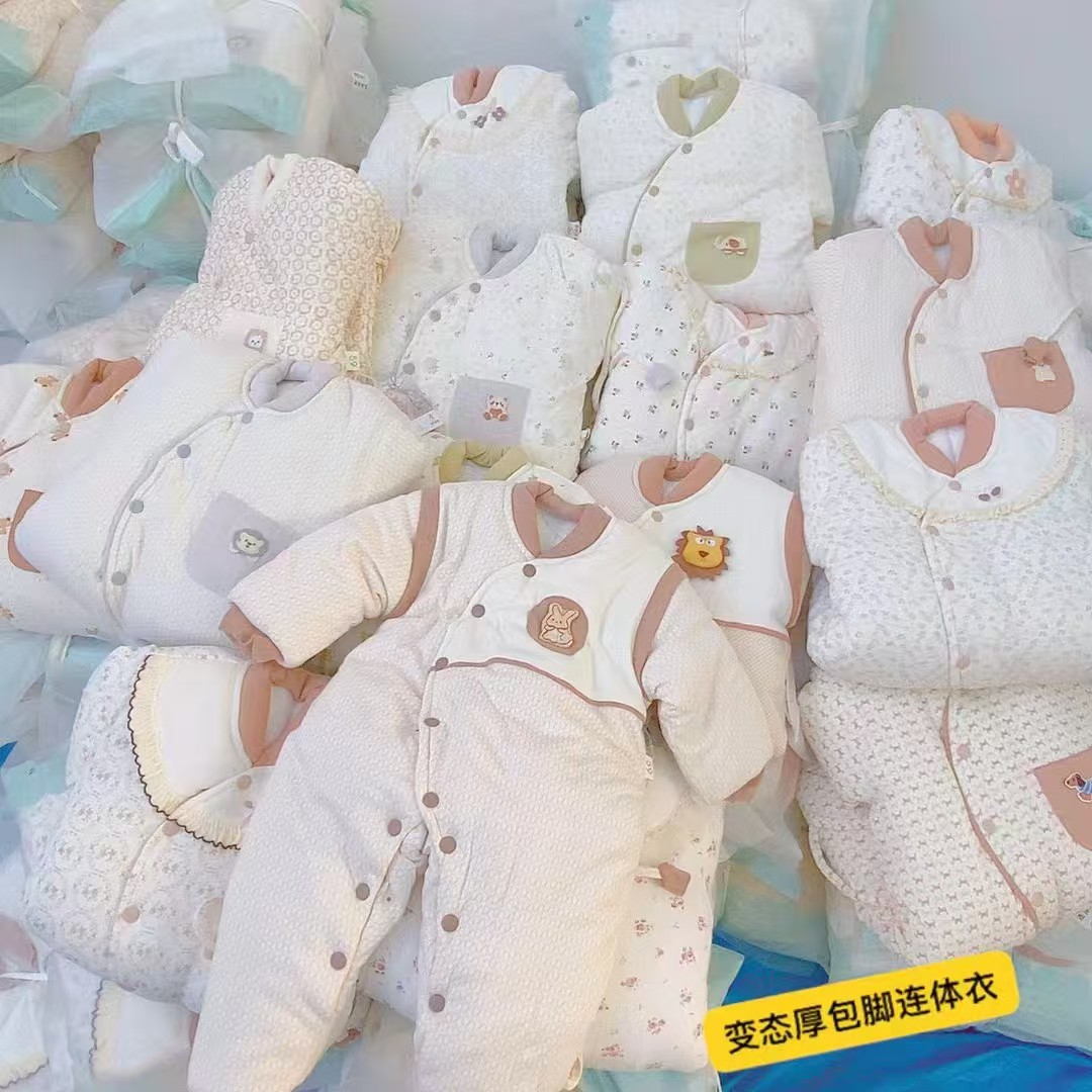 冬季宝宝加厚连体包脚棉花衣