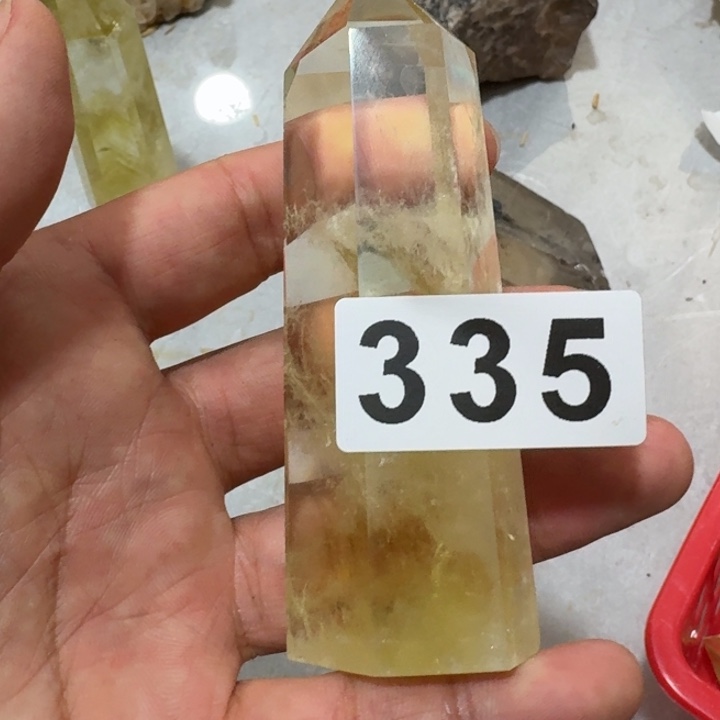 未镶嵌水晶大型摆件（非配饰）