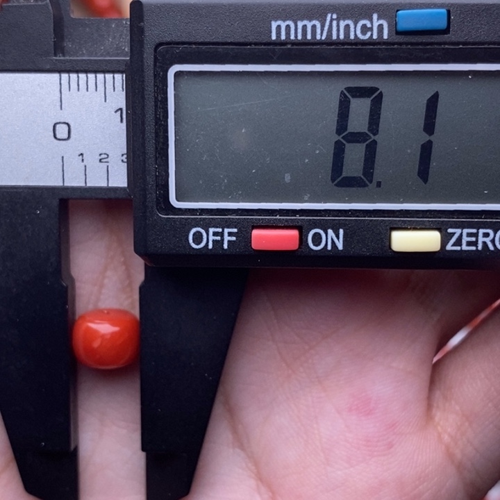 南红玛瑙配饰未镶嵌微微瑕不明显