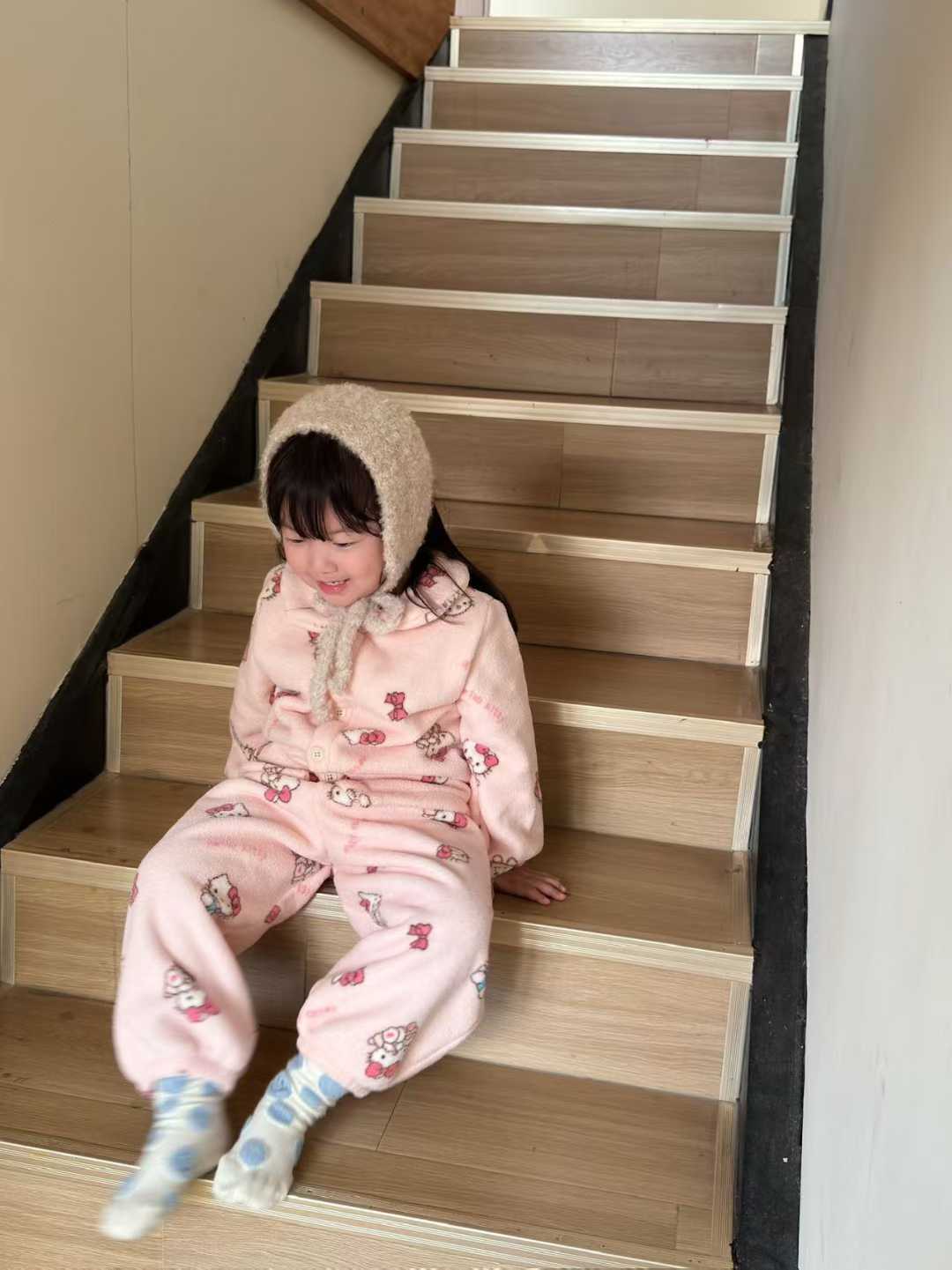 雪粒绒儿童卡通睡衣套装