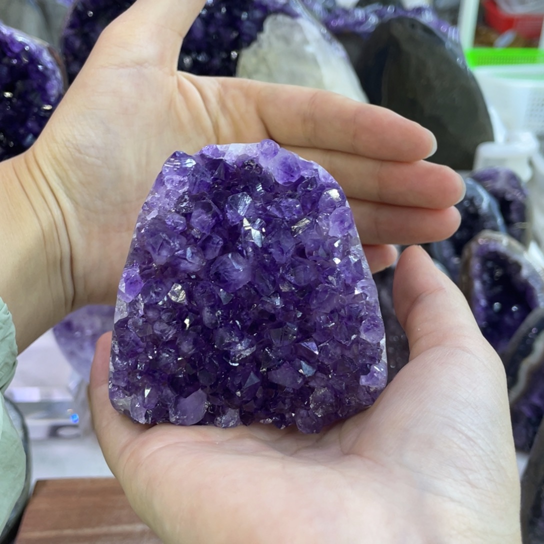 大型摆件（非配饰）未镶嵌紫晶