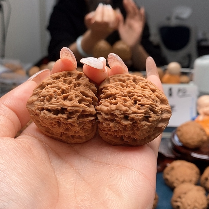 文玩核桃把件南疆37