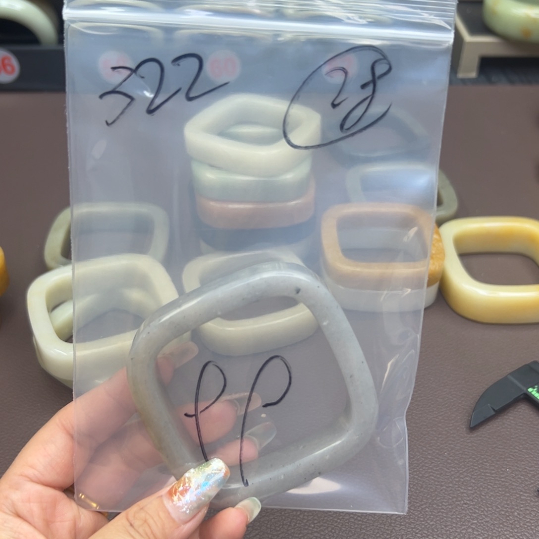 石英质玉手镯未镶嵌用****2