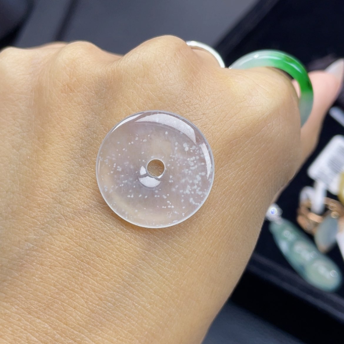 【闪购商品】翡翠颈饰未镶嵌35号 雪花棉