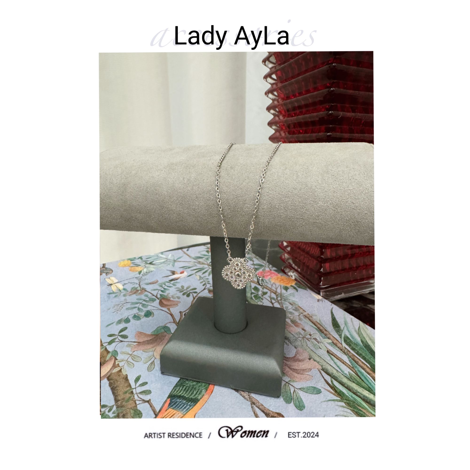 铜合金合成锆石项链 四叶花草轻奢时尚百搭项链AL018