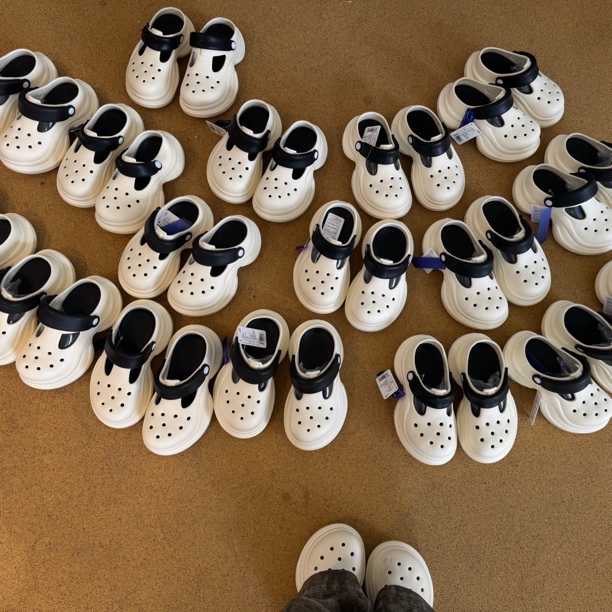 洞洞拖鞋夏季必备女童凉鞋鞋子