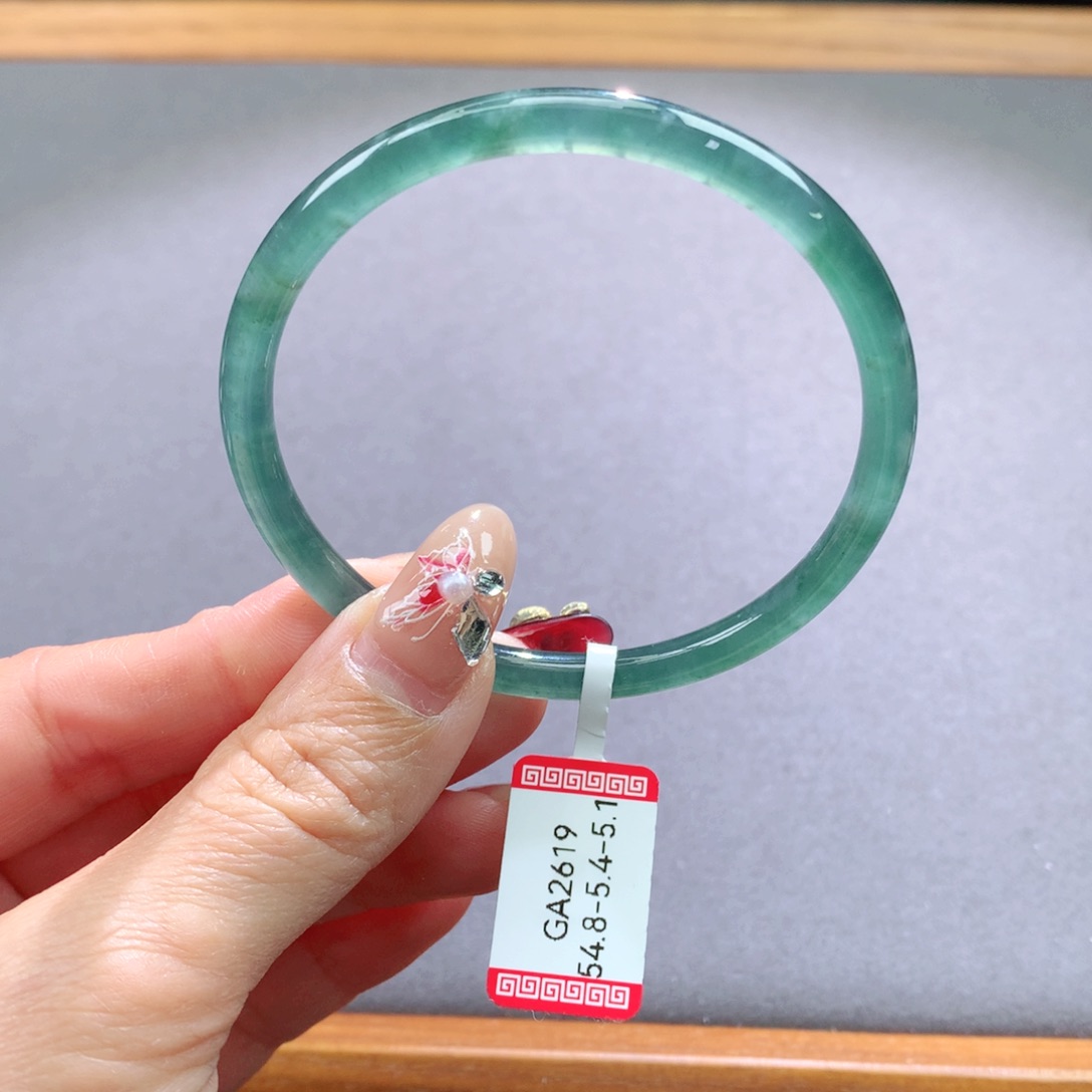 翡翠手镯未镶嵌天然翡翠手镯叮当镯