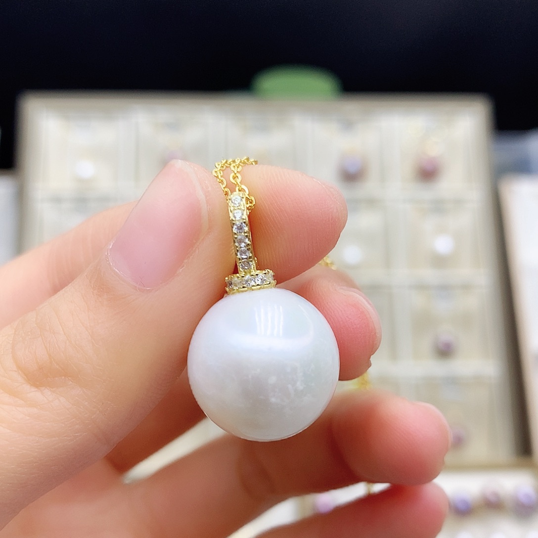 淡水珍珠颈饰合金