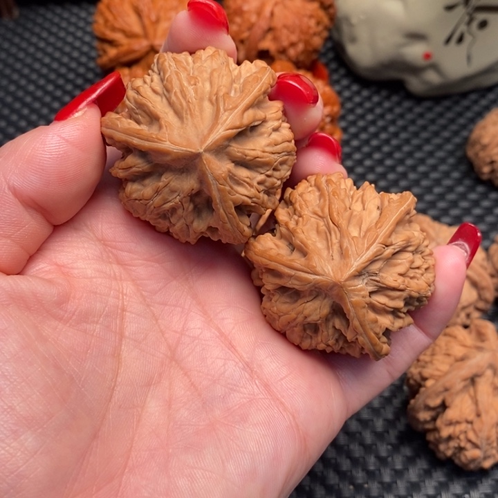 吊坠文玩核桃王****锅文山奔