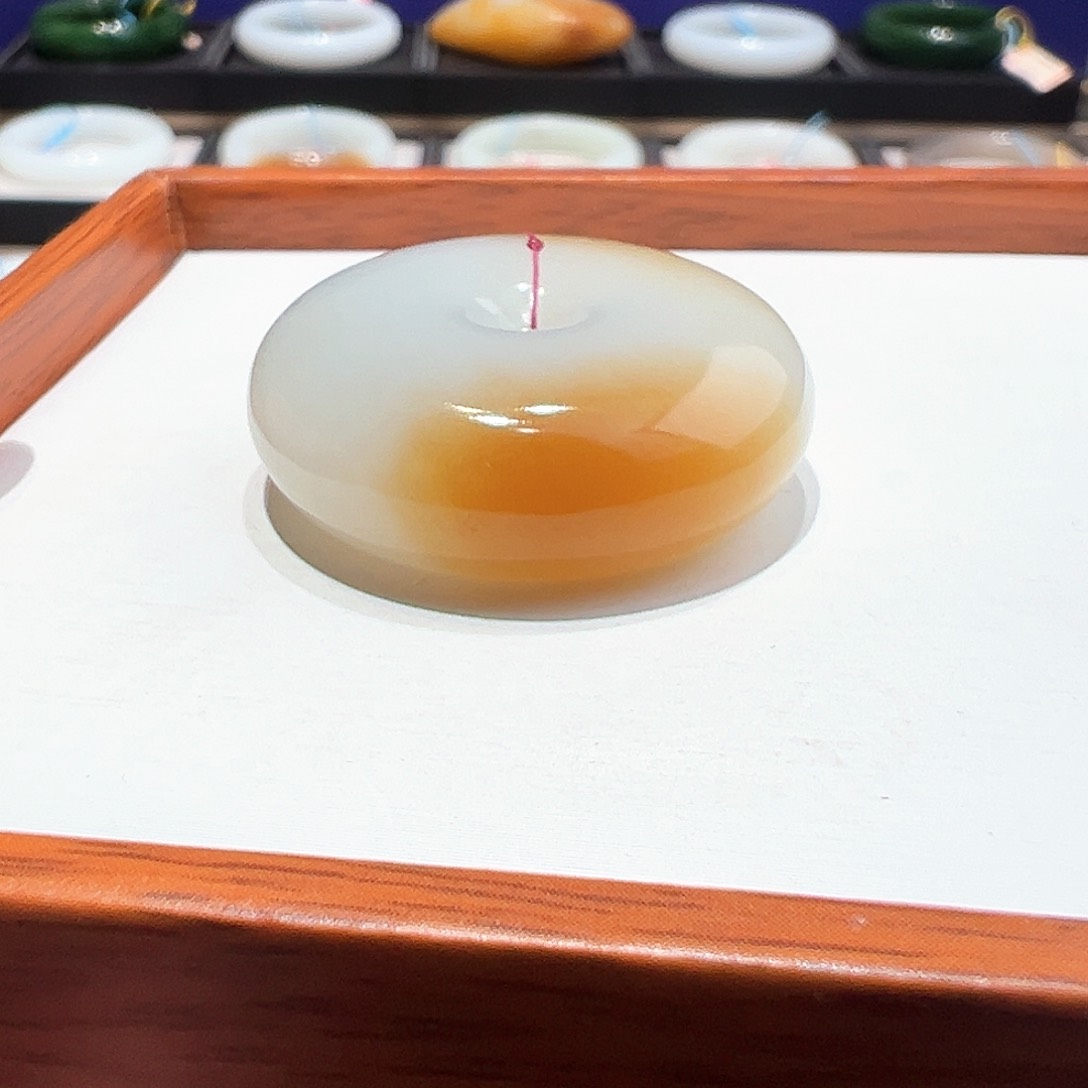 颈饰未镶嵌和田玉（糖玉）七*后