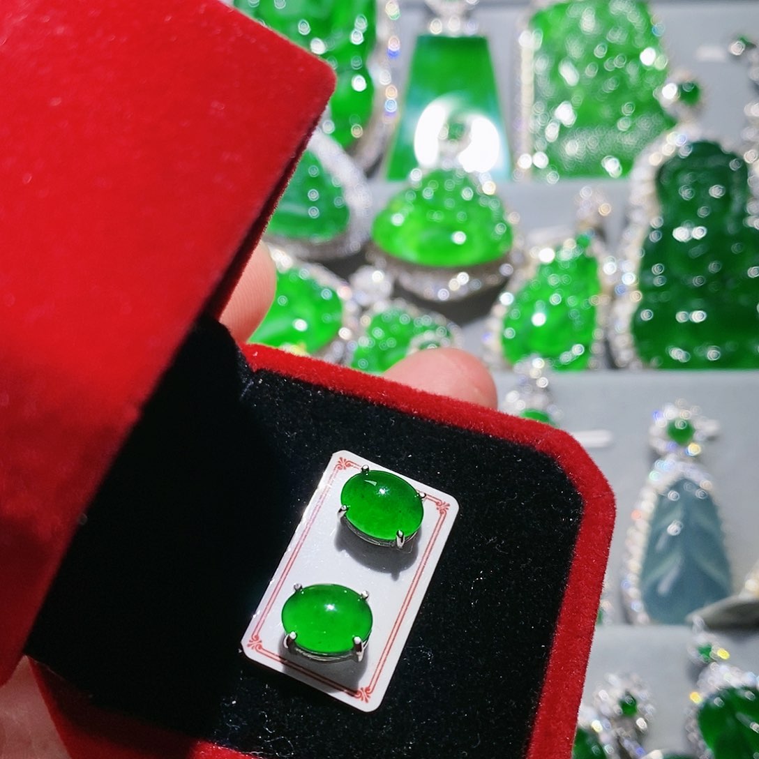 翡翠未镶嵌耳饰耳钉2