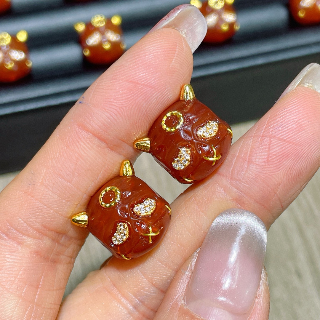 玛瑙爱心阿呆手工DIY手串手绳散珠配件