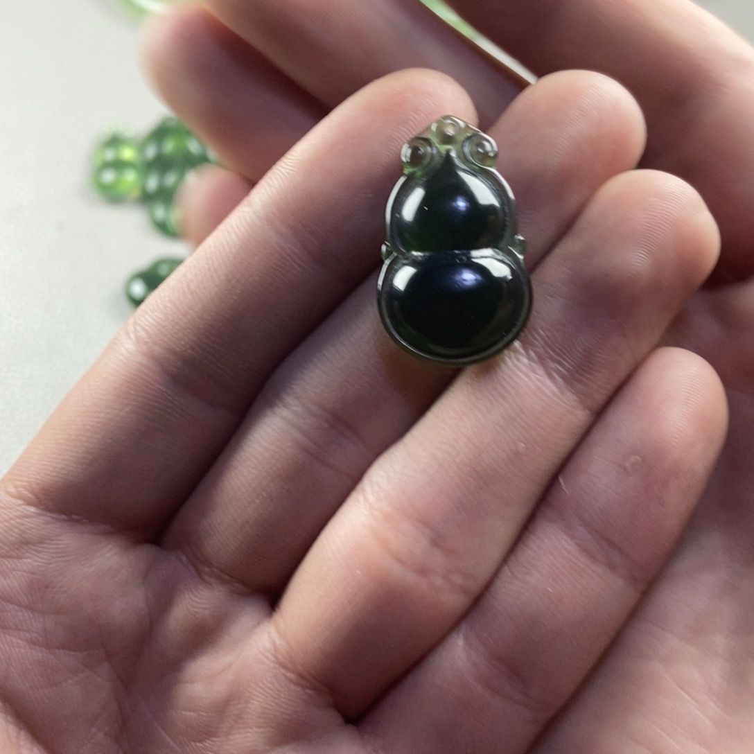 【闪购商品】蛇纹石玉岫玉未镶嵌