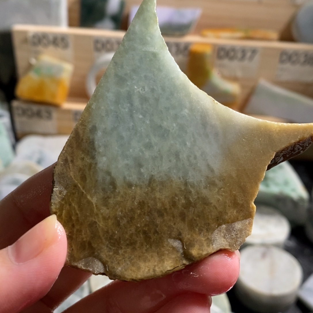 颈饰未镶嵌翡翠天然翡翠 