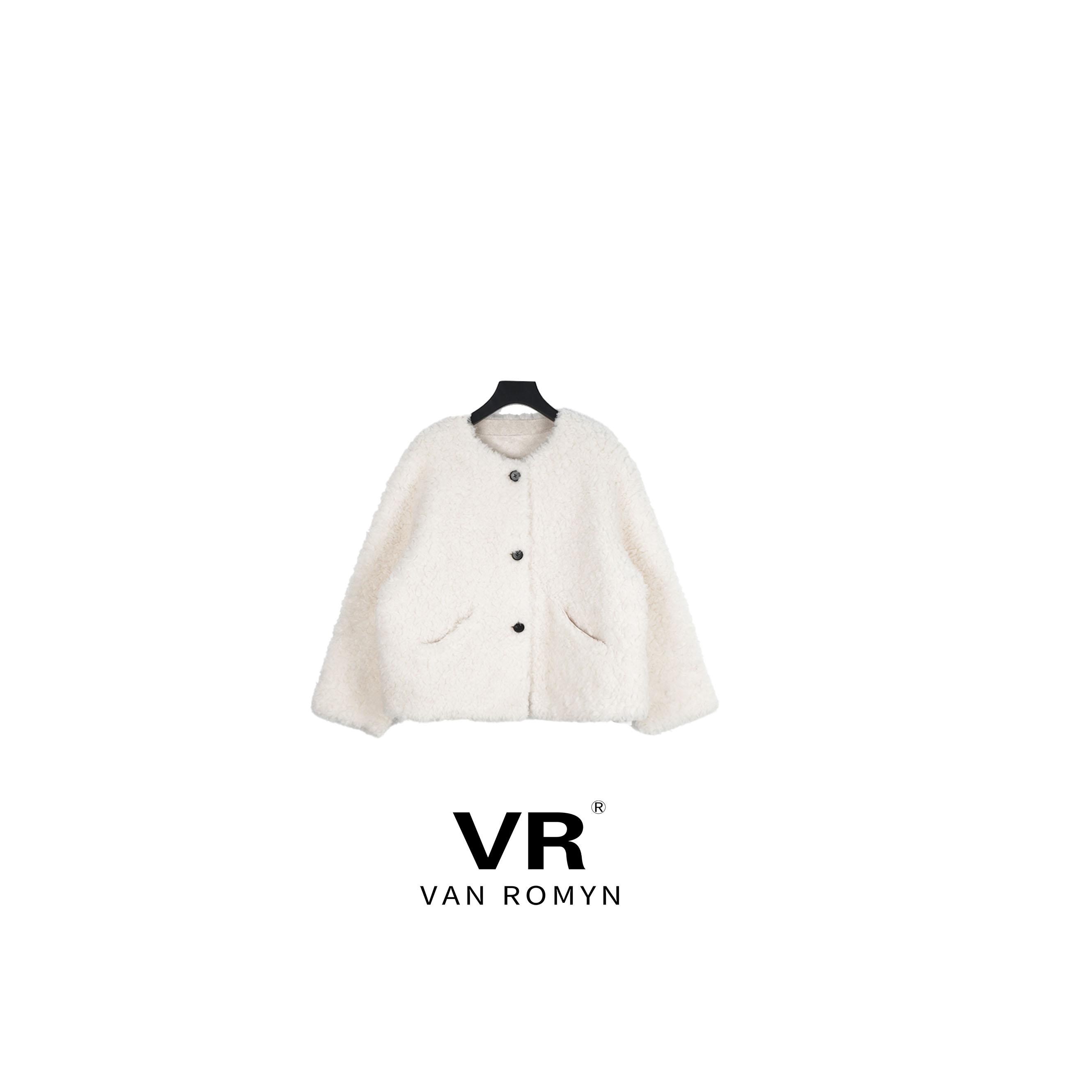 【VR莉娜】511109/2025冬季新款 100羊羔毛 圆领斜口袋外套