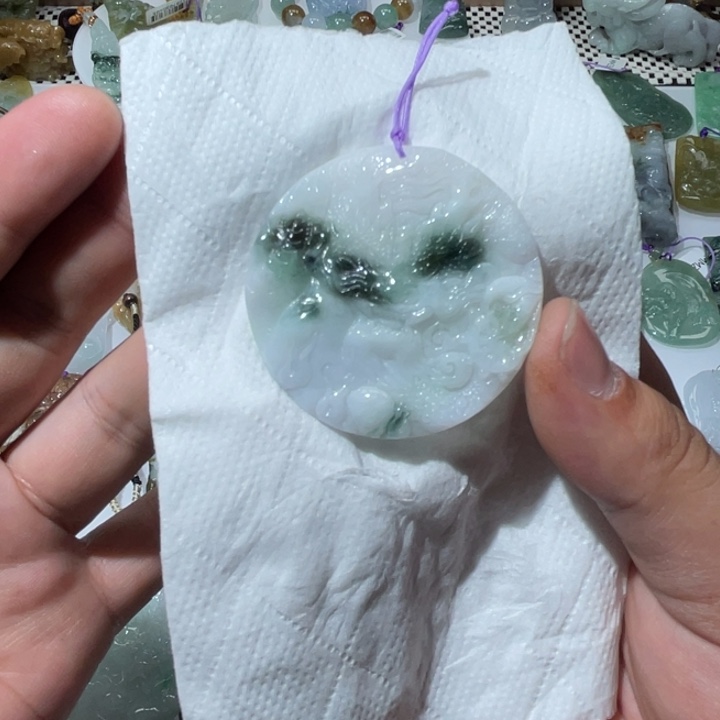 翡翠颈饰未镶嵌天然