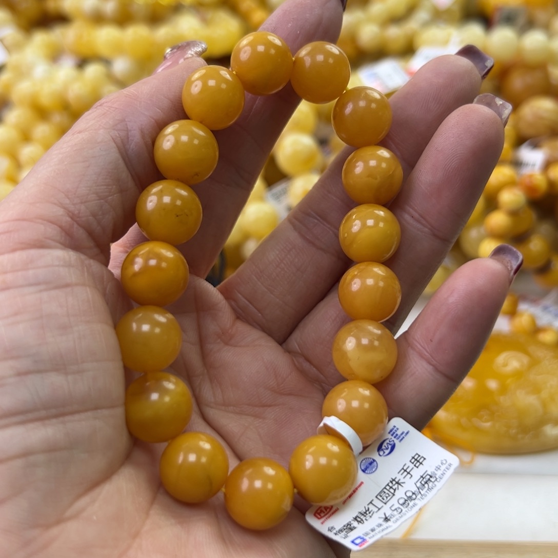 琥珀珠宝奇石未镶嵌