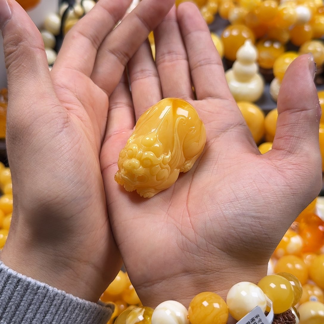 琥珀珠宝奇石未镶嵌貔貅