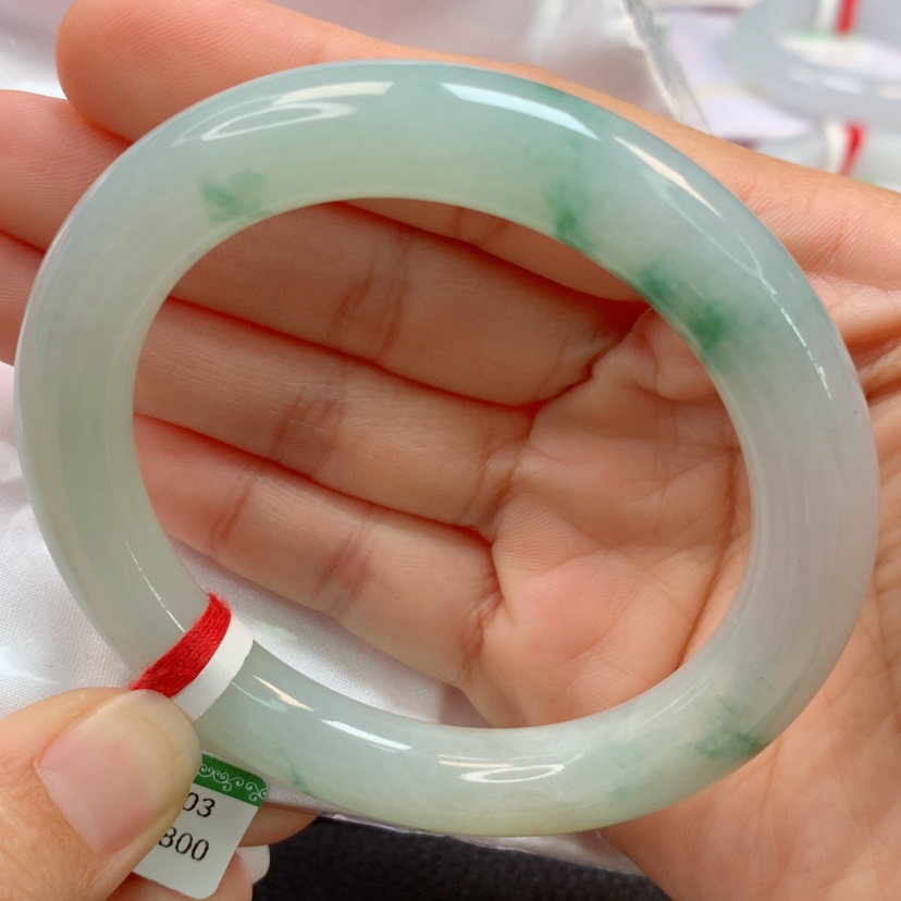 【闪购商品】翡翠手镯未镶嵌天然翡翠手镯