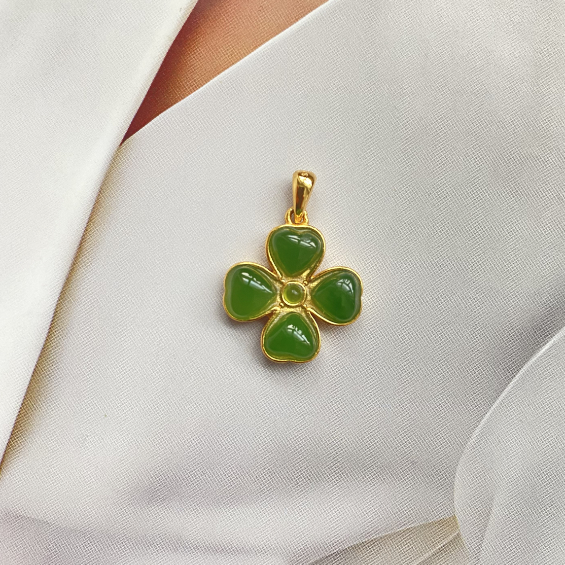 【喜归】和田玉碧玉四叶草吊坠时尚百搭多样性发其一