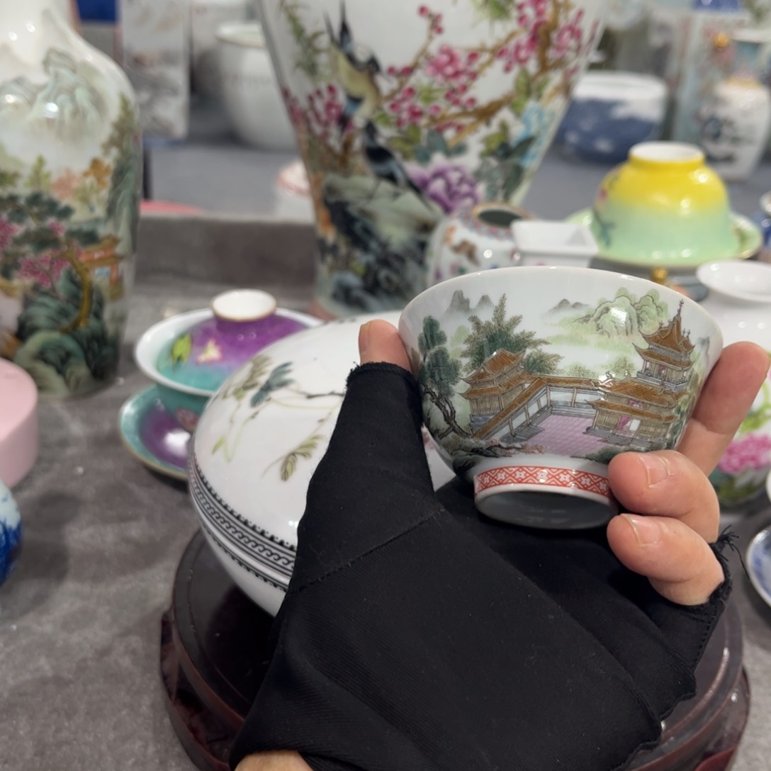 景德镇陶瓷艺术品