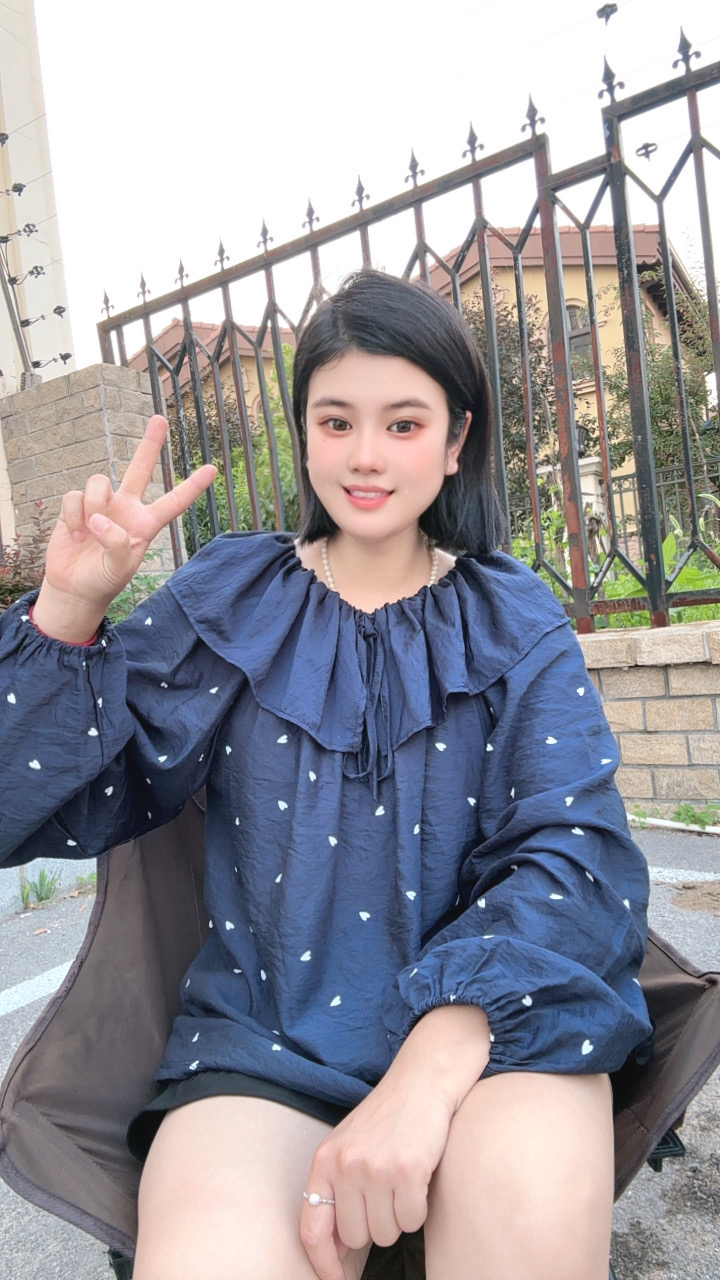 大码荷叶边爱心衬衫女早秋2025新款欧货长袖上衣女休闲