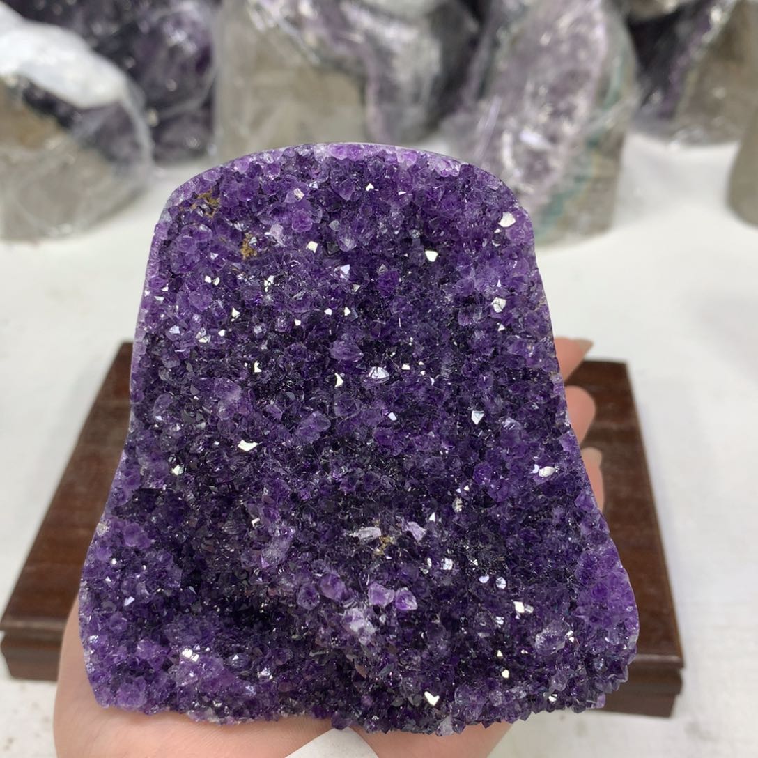 紫晶摆件未镶嵌水晶