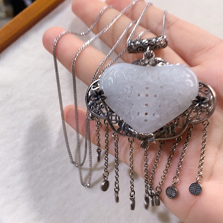 翡翠银S925镶嵌颈饰翡翠吊坠