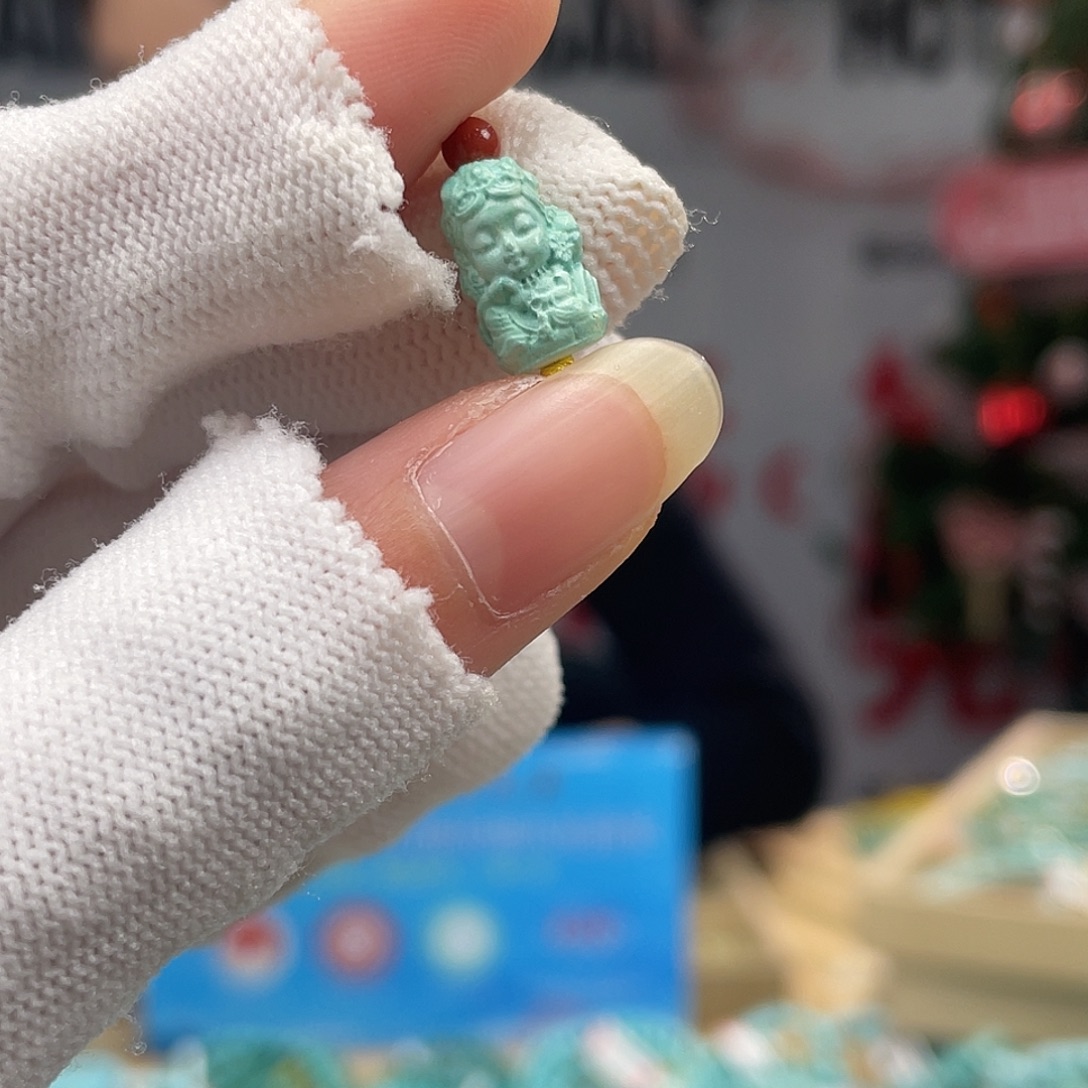 绿松石未镶嵌挂件