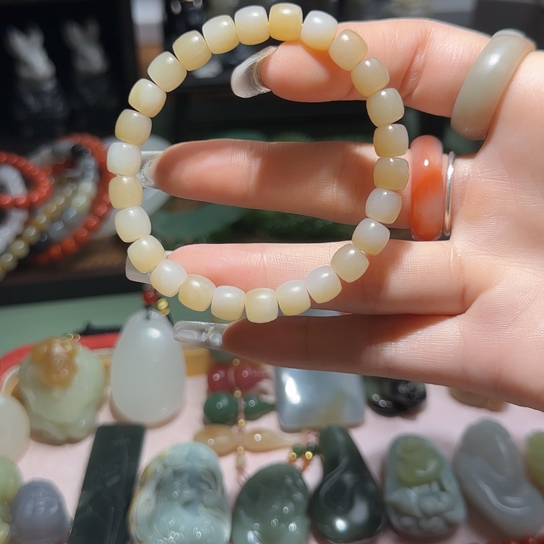 手链未镶嵌和田玉糖白手链