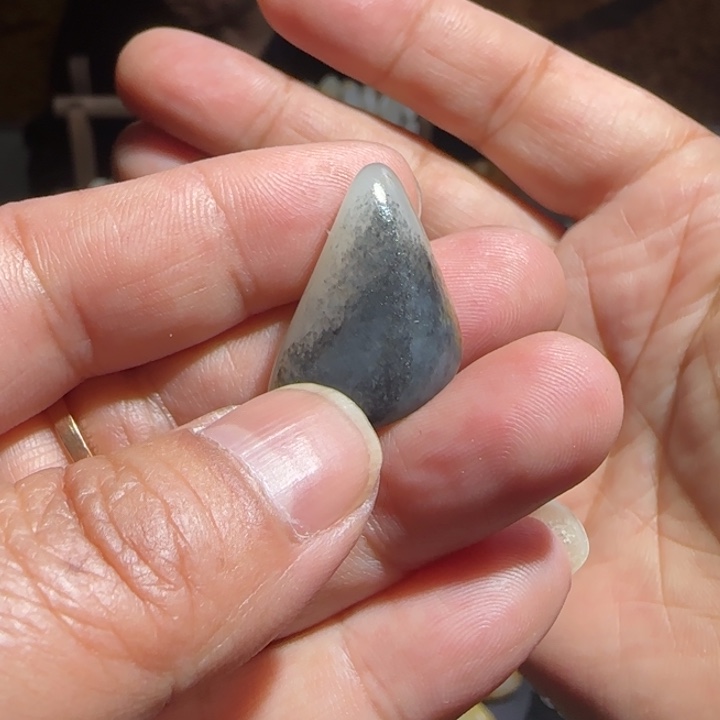 和田玉吊坠(不含链)未镶嵌6.1克