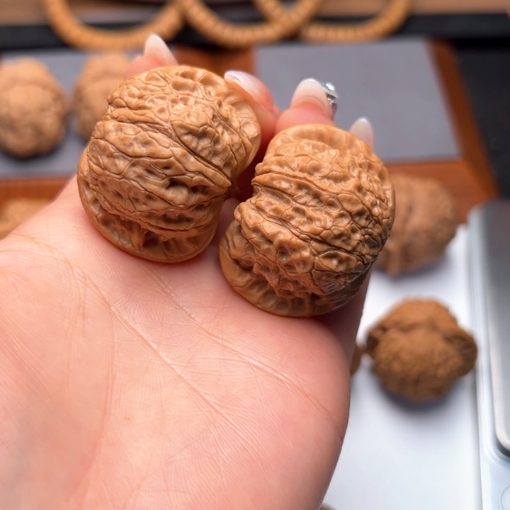 文玩核桃把件血麒麟39