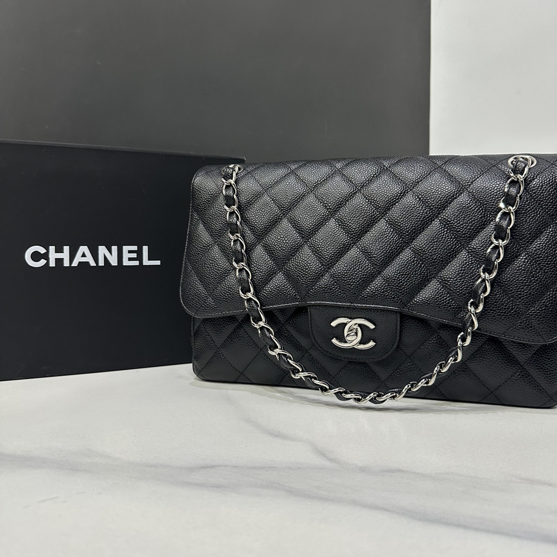 95新 Chanel/香奈儿 黑银鱼子酱jumbo包17开30cm/0995111204